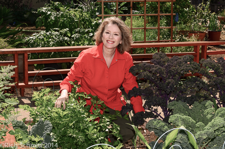 Palisadian-Post features Kaye in Spring Garden issue-Kaye kale